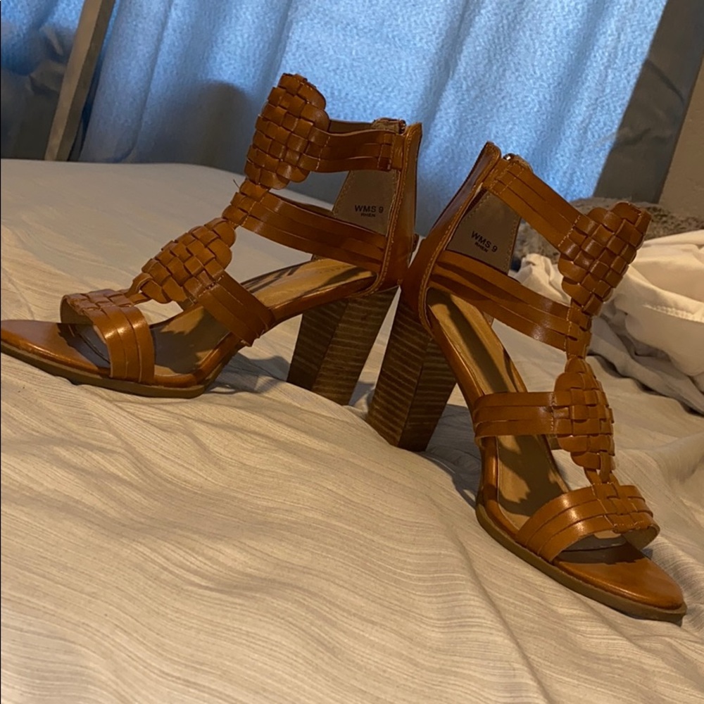 Brown Leather Strap Heels.